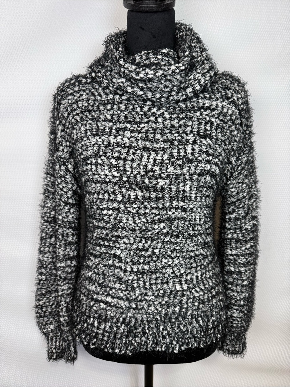 Black and White Popcorn Pullover Sweater NWT